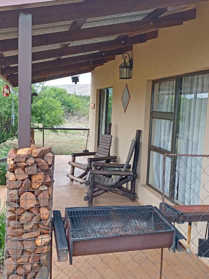 Votadini Country Cottages มากาลีสเบิร์ก ภายนอก รูปภาพ